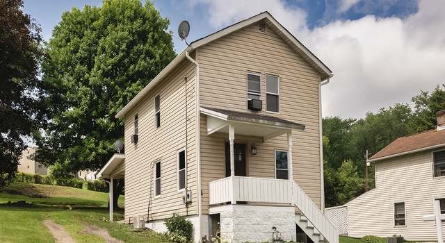 Photo of 702 Redwood Dr, Cecil, PA 15057
