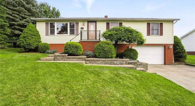 Photo of 314 Shannon Cir, New Brighton, PA 15066