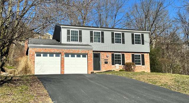 Photo of 1821 Sillview Dr, Upper St. Clair, PA 15243