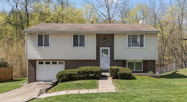 Photo of 107 Circle Dr, White Oak, PA 15131