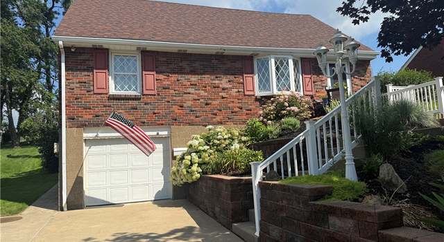 Photo of 10 Claireview Dr, Carnegie, PA 15106