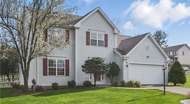 Photo of 827 Brookfield Dr, Seven Fields Boro, PA 16046
