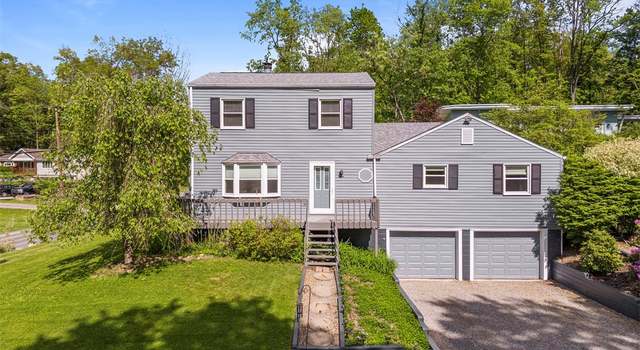 Photo of 2918 Woodland Cir, Hampton, PA 15101