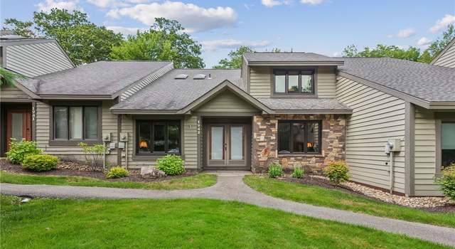 Photo of 1942 South Ridge Way, Hidden Valley, PA 15502