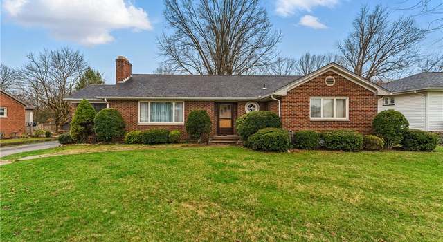Photo of 15 W Fairmont Ave, Neshannock Twp, PA 16105