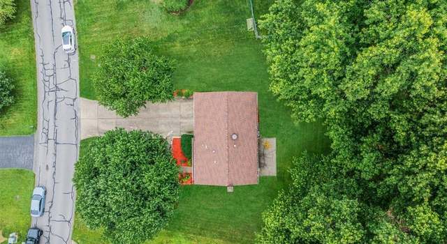 Photo of 471 Diablo Dr, Upper St. Clair, PA 15241