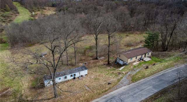 Photo of 323-325 E Lancaster Rd, Lancaster Twp, PA 16037
