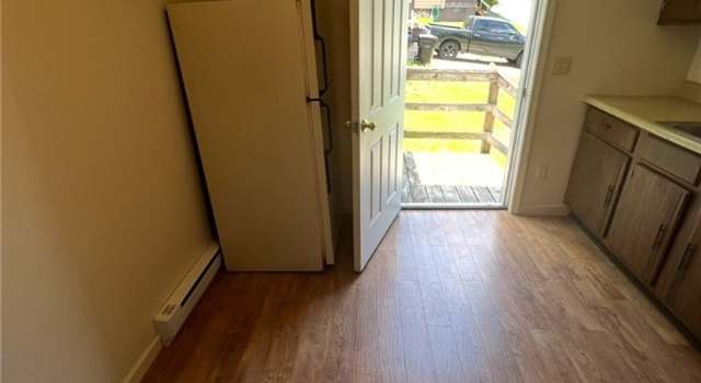 Photo of 449 N Water Ave, Sharon, PA 16146