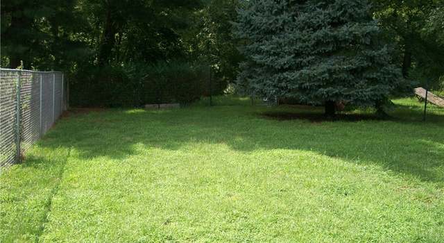 Photo of 1313 Macarthur Dr, West Deer, PA 15076