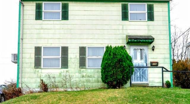 Photo of 556 Thompson Ave, Clairton, PA 15025