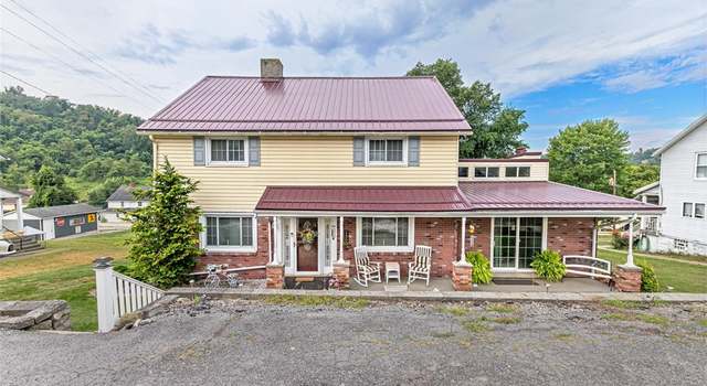 Photo of 130 Grant St, Point Marion, PA 15482