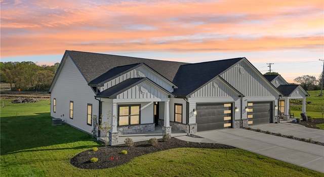 Photo of 1171 Valley-club Dr, Irwin, PA 15642