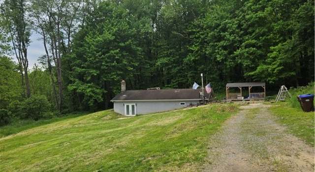 Photo of 7680 Lamor Rd, Jefferson Twp - Mer, PA 16137