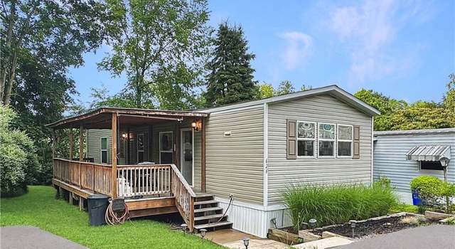 Photo of 626 Newport Ln, Imperial, PA 15126