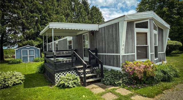 Photo of 104 Caravan Ln, Center Twp - But, PA 16001
