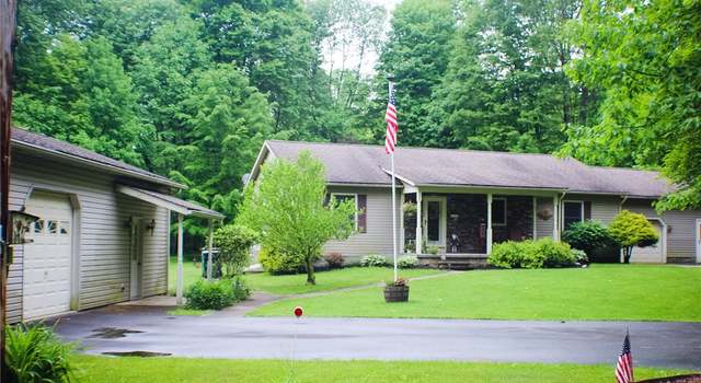 Photo of 317 Veterans Rd, Springfield Twp - Mer, PA 16137