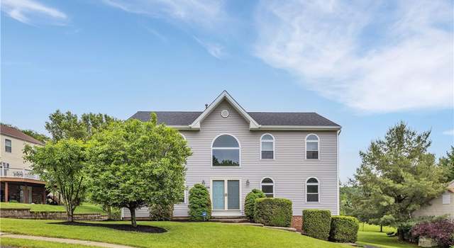 Photo of 110 Jessica Dr, Cranberry Twp, PA 16066