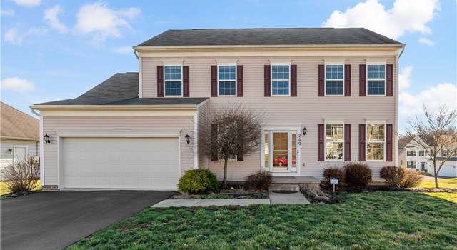 Photo of 249 Dupont Dr, North Fayette, PA 15057