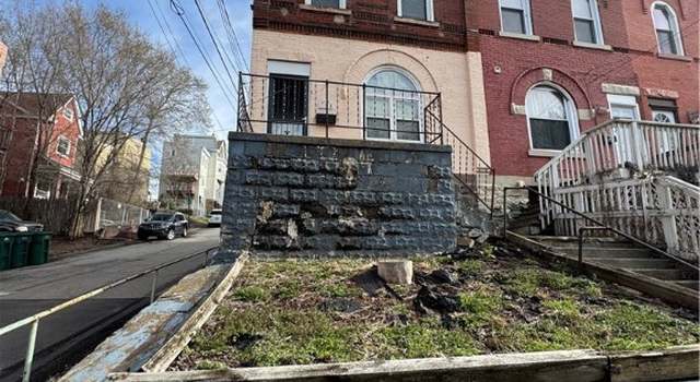 Photo of 301 Lawn St, Oakland, PA 15213
