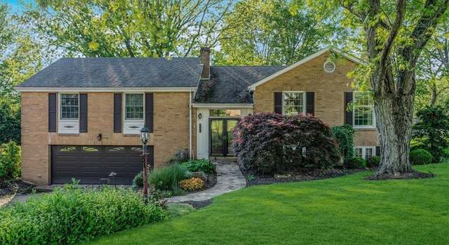 Photo of 2652 Thorntree Dr, Upper St. Clair, PA 15241