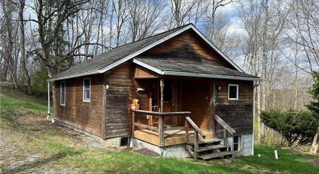 Photo of 342 Woodchuck Ln, Ligonier Twp, PA 15658