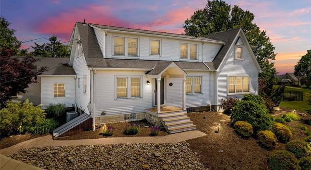 Photo of 1299 Oakridge Rd, South Fayette, PA 15057