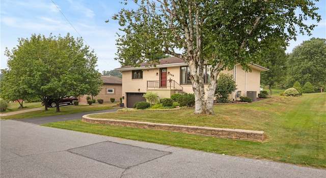 Photo of 126 Damian Dr, Westmont Hilltop School District, PA 15905