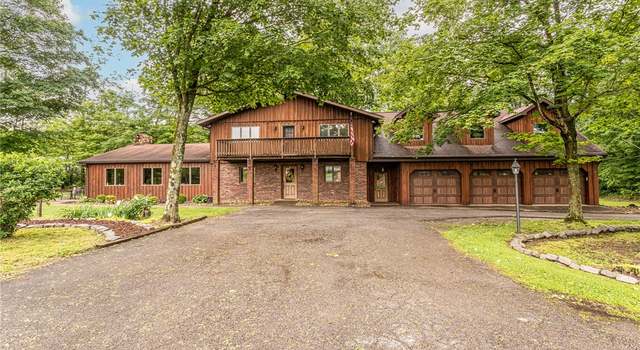 Photo of 526 Pleasant Valley Rd, Connellsville, PA 15425