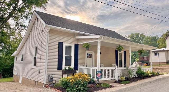 Photo of 115 Highland Ave, Claysville, PA 15323
