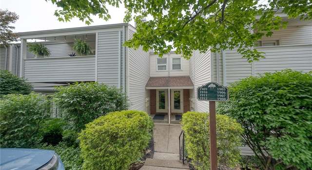 Photo of 1910 Kenzie Dr, Robinson Twp - Nwa, PA 15205
