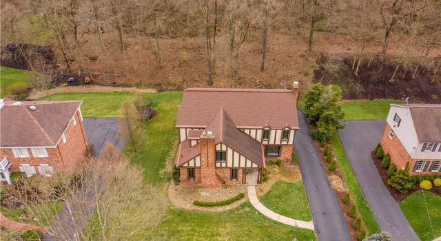 Photo of 1660 Pinetree Dr, Upper St. Clair, PA 15241