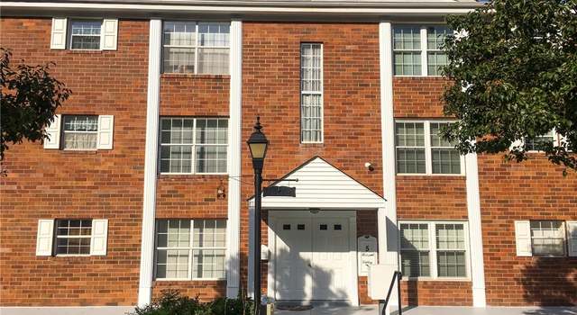 Photo of 5 Hiland Valley Dr #508, Ross Twp, PA 15229