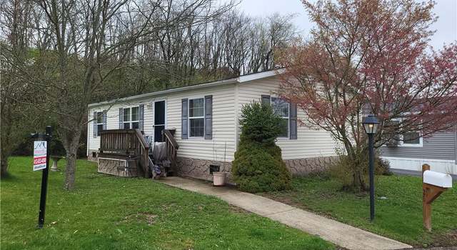 Photo of 28 Parkvue Dr, Finleyville, PA 15332