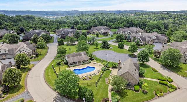 Photo of 1707 Grand Cypress Ln, Collier Twp, PA 15142