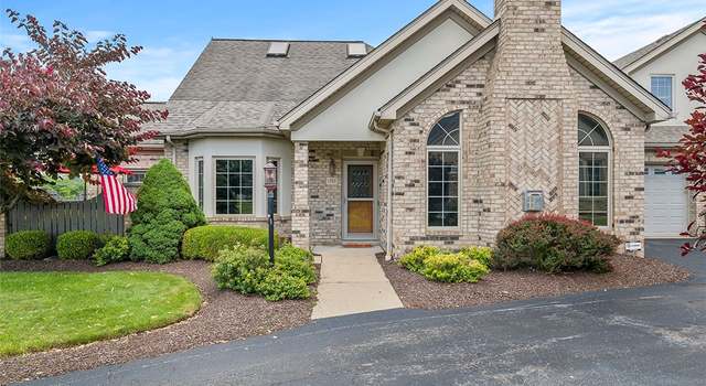 Photo of 1707 Grand Cypress Ln, Collier Twp, PA 15142