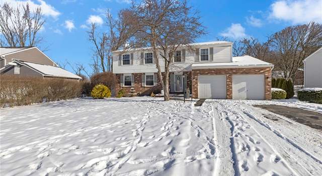 Photo of 119 Briarwood Ln, Cranberry Twp, PA 16066