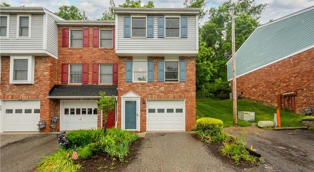Photo of 1115 Timberidge Dr, Bethel Park, PA 15102