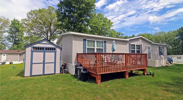 Photo of 172 Lambert Ln, Hempfield Twp - Wml, PA 15601