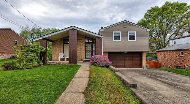 Photo of 1712 Educational Dr, White Oak, PA 15131