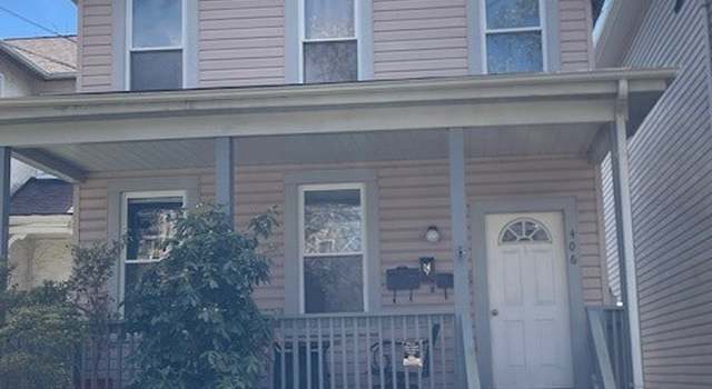 Photo of 406 College Ave, Oakmont, PA 15139