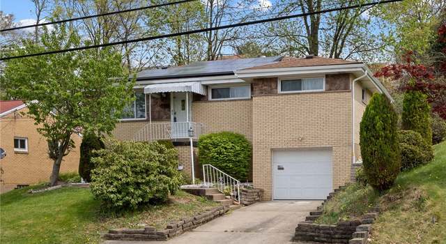 Photo of 1055 Greenlawn Dr, Green Tree, PA 15220