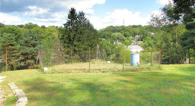 Photo of 593 N 14h St, Penn Twp - Wml, PA 15644