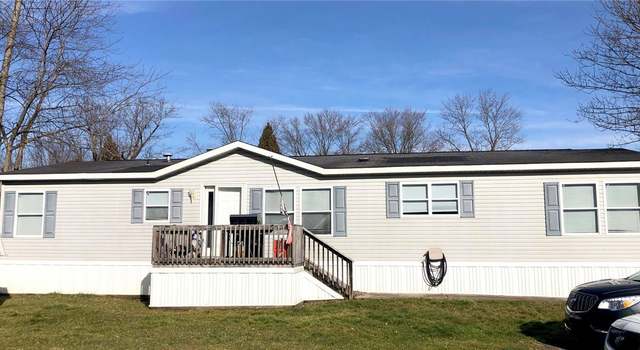 Photo of 406 Windsor Cir, Belle Vernon - Wml, PA 15012