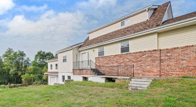 Photo of 932 Gaskill Ave, Jeannette, PA 15644