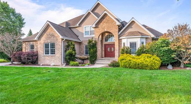 Photo of 2010 Creekside Dr, Washington Twp - Eri, PA 16412