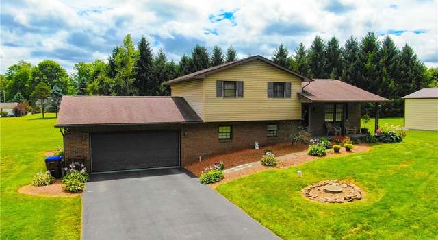 Photo of 130 James Cir, North Beaver Twp, PA 16102