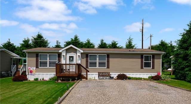 Photo of 103 Haylees Ln, Butler, PA 16002