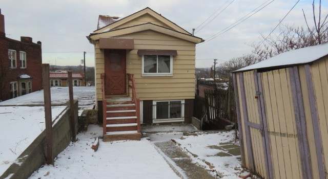 Photo of 523 Brownsville Rd, Mt Oliver, PA 15210