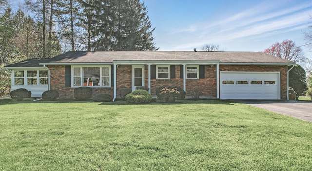 Photo of 5 Hempfield Dr, Greenville Boro - Mer, PA 16125