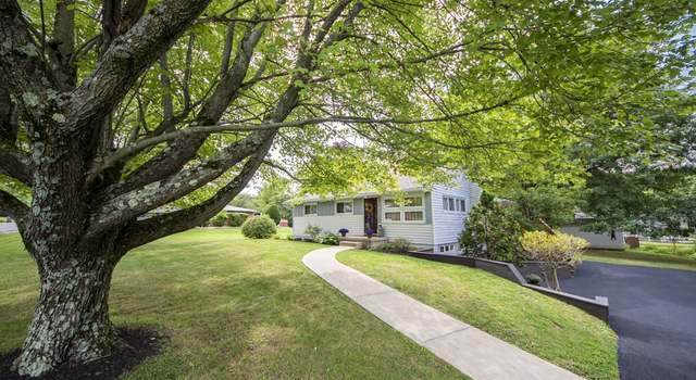 Photo of 213 Middle Trl, Penn Twp - But, PA 16002